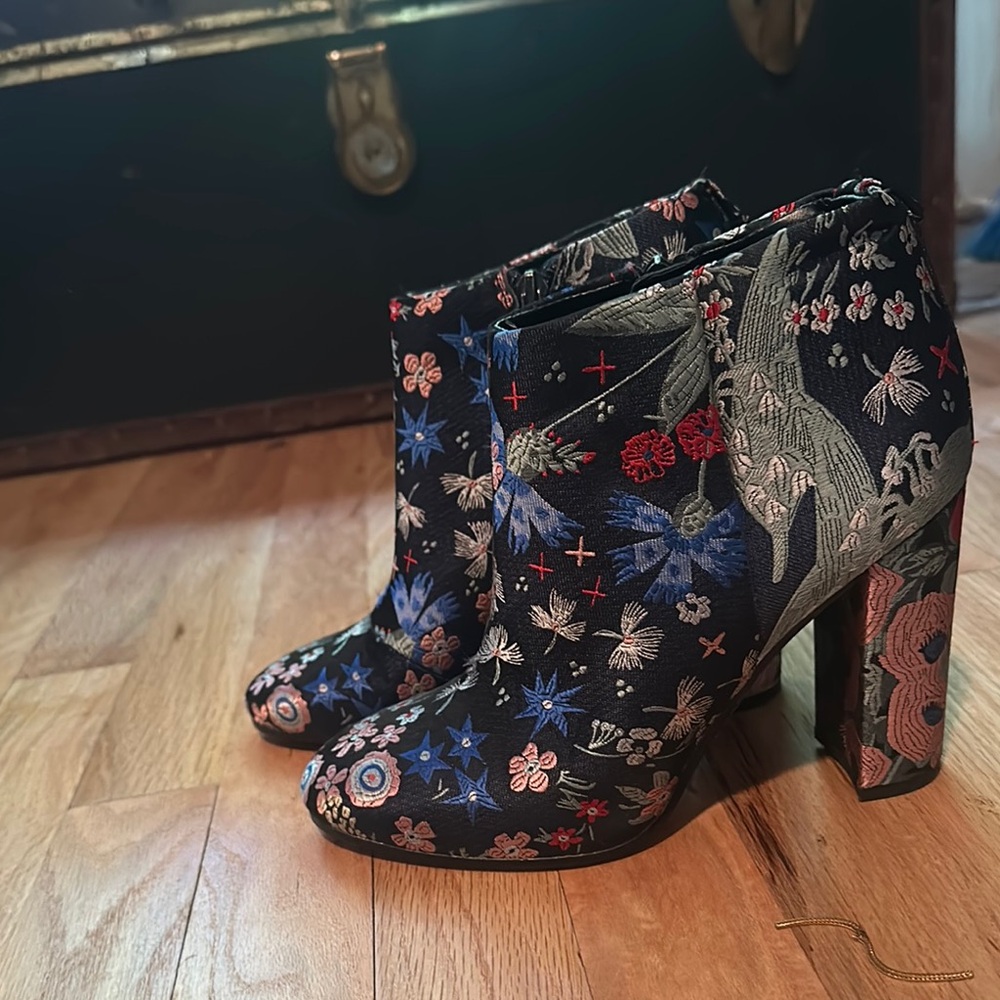 Floral Embroidered Ankle Boots